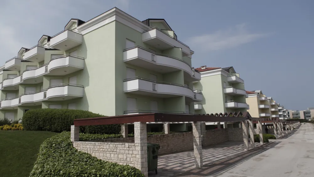 - Hrva&scaron;ka 2014 - Rezidencija Skiper Suites Hotel, Savudrija, Alberi 300, Kempinski luksuzno počitni&scaron;ko apartmajsko naselje - //FOTO: Luka Cjuha