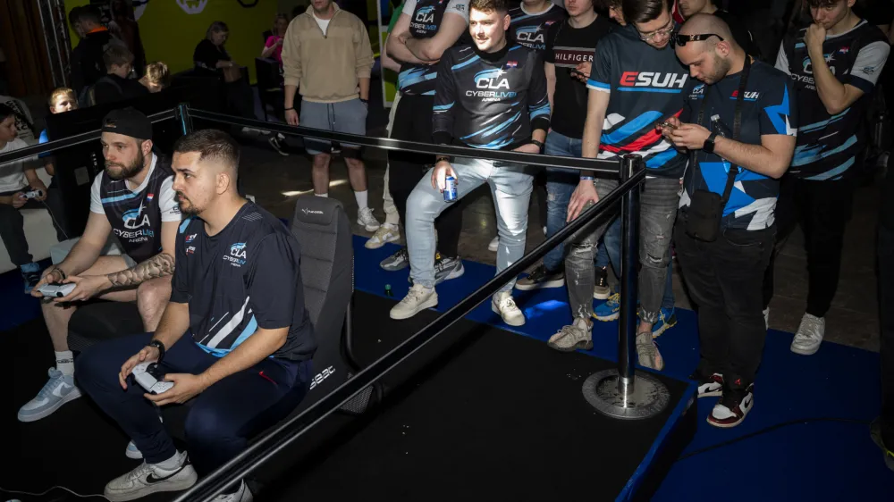 - 6.04.2024 &ndash; e-&scaron;port - Gamegang Show 2024, festival in tekmovanje v video igrah, Gospodarsko razstavi&scaron;če.  //FOTO: Nik Erik Neubauer