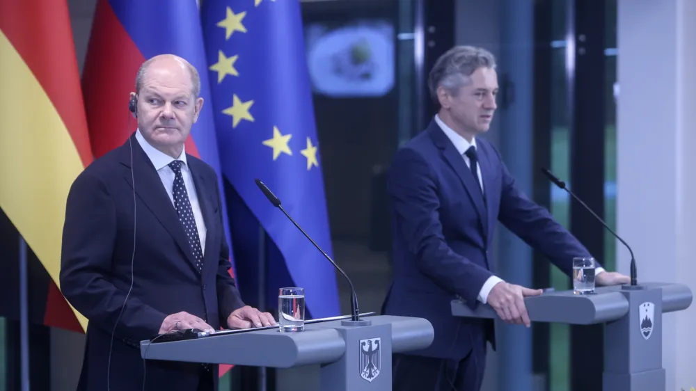 Olaf Scholz, Robert Golob- 26.03.2024 - Srečanje predsednika vlade dr. Roberta Goloba s kanclerjem Zvezne republike Nemčije Olafom Scholzem //FOTO: Jaka Gasar