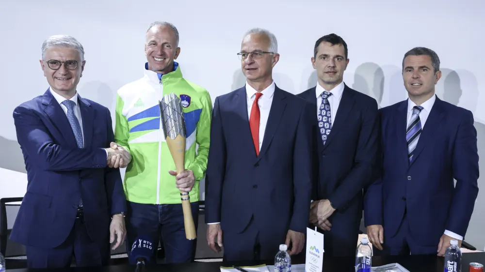 predsednik OI Franjo Bobinac, Jani Klemenčič- 16.04.2024 - novinarska konferenca Olimpijskega komiteja pred sredinim začetkom poti olimpijske bakle, pot v Pariz //FOTO: Jaka Gasar