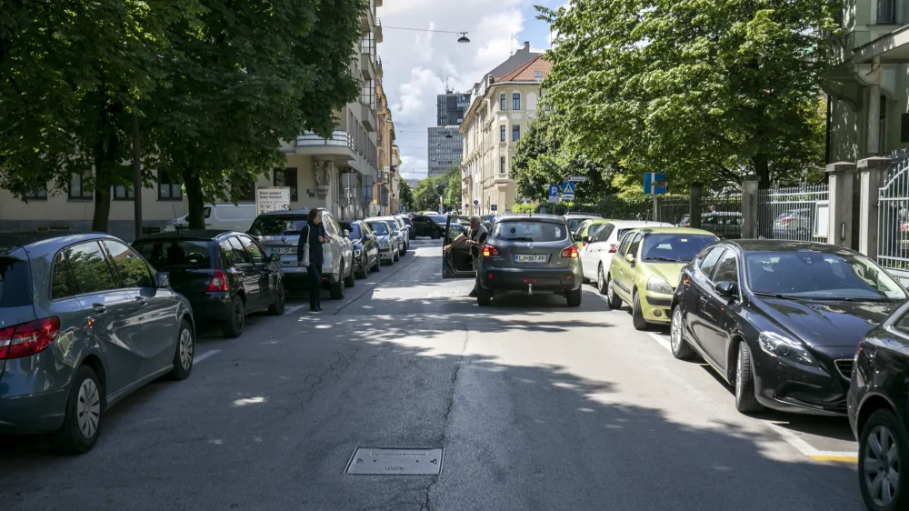 - 11.06.2020 - Župančičeva ulica v Ljubljani  //FOTO: Matjaž Ru&scaron;t