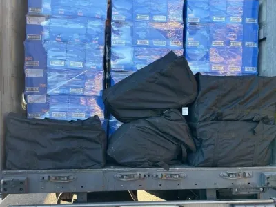 Z enim prevozom naj bi pretihotapili od 50 do 150 kilogramov konoplje, skupno 569 kilogramov. F Policija 
