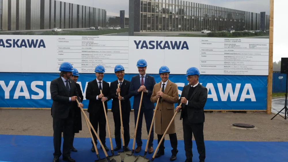 24.04.2024. Svečana položitev kamna za gradnjo nivih tovarn Yaskawa v Kočevju. Foto: Bojan Velikonja 