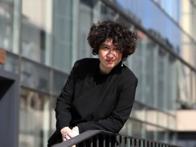 &raquo;Nasilje ima v sebi nagnjenost k &scaron;irjenju, ekstremno težko ga je zaustaviti, in nisem prepričana, ali se Zahod tega dovolj zaveda,&laquo; razmi&scaron;lja ruska pisateljica in pesnica Marija Stepanova. Foto: Tomaž Skale