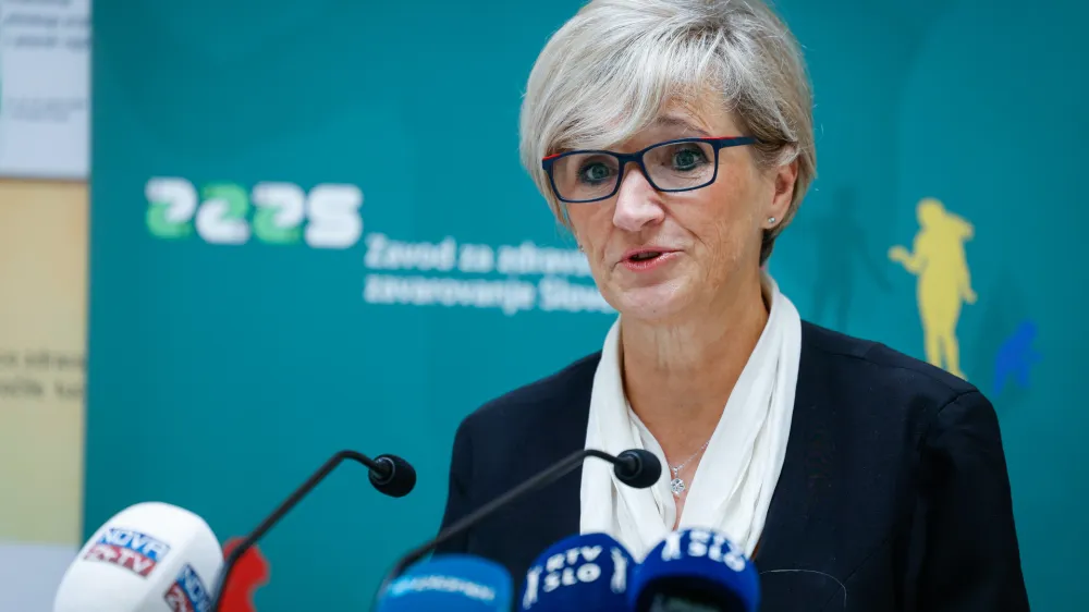 Tatjana Mlakar generalna direktorica ZZZS

Tak način dela predstavlja veliko tveganje, da sistem dolgotrajne oskrbe ne bo v celoti vzpostavljen in ne bo začel delovati v letu 2025.