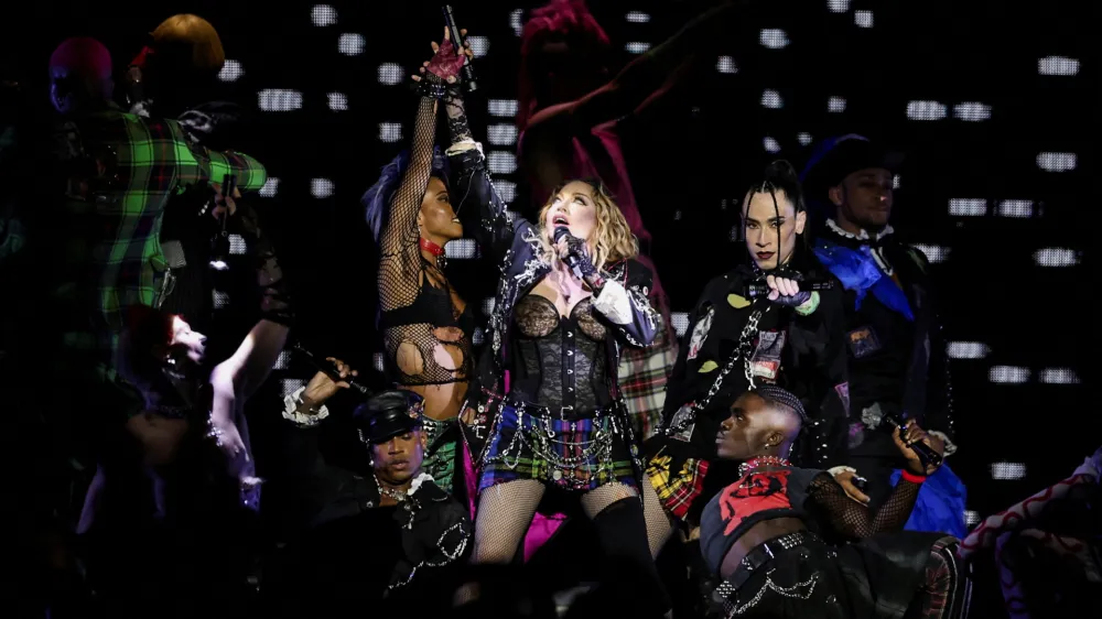 Madonna performs during a concert at the Copacabana beach in Rio de Janeiro, Brazil May 4, 2024. REUTERS/Pilar Olivares   TPX IMAGES OF THE DAY