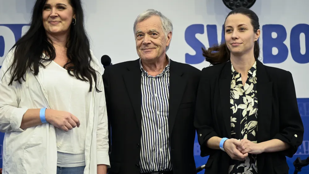 Gibanje SvobodaIrena JovevaJanja SlugaAleksander Merlo- 6.04.2024 &ndash; 1. festival SVOBODE, Zbilje.  //FOTO: Nik Erik Neubauer