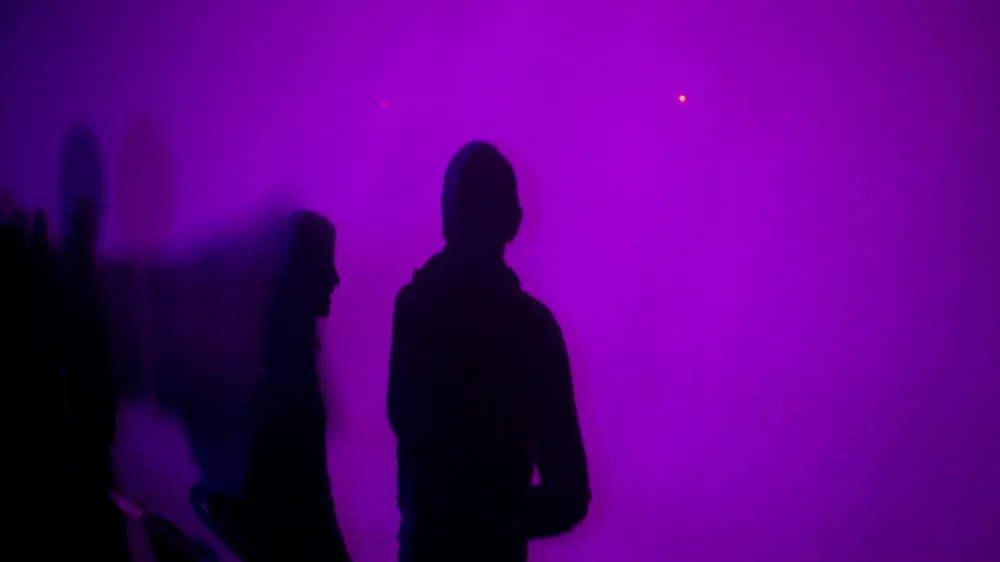 simbolična fotografija, par, mo&scaron;ki in ženska, spoznavnje, sence- 29.01.2016 - Največji zmenek na slepo v S-LOVE-niji 7 - spoznavni dogodek - Ona-On.com -  //FOTO: Bojan Velikonja