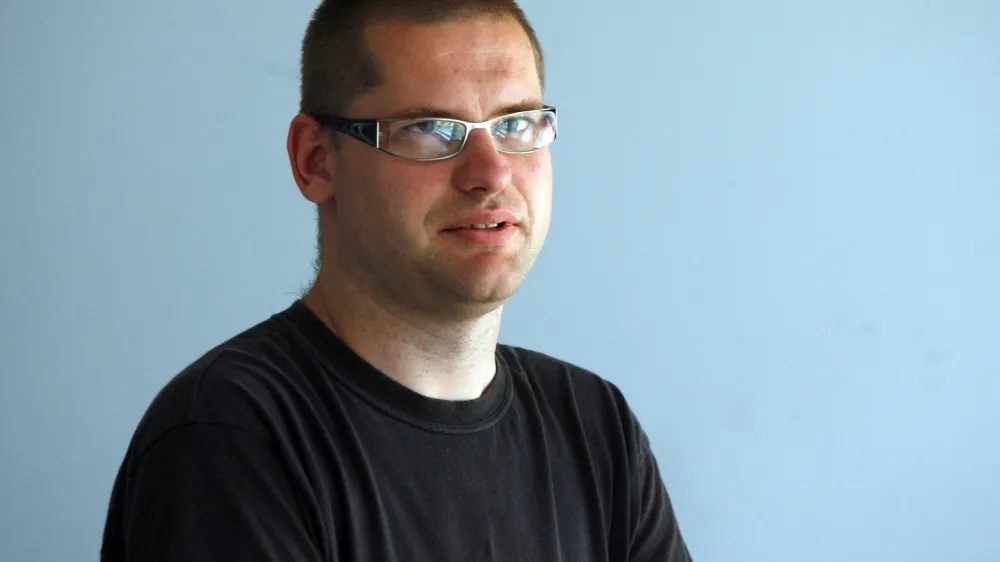 dr. Ale&scaron; Maver, poučuje latin&scaron;čino in antično zgodovino, intenzivno pa se zanima za politiko, predvsem volilne sisteme, dnevnikov kolumnist//FOTO: Bojan Velikonja