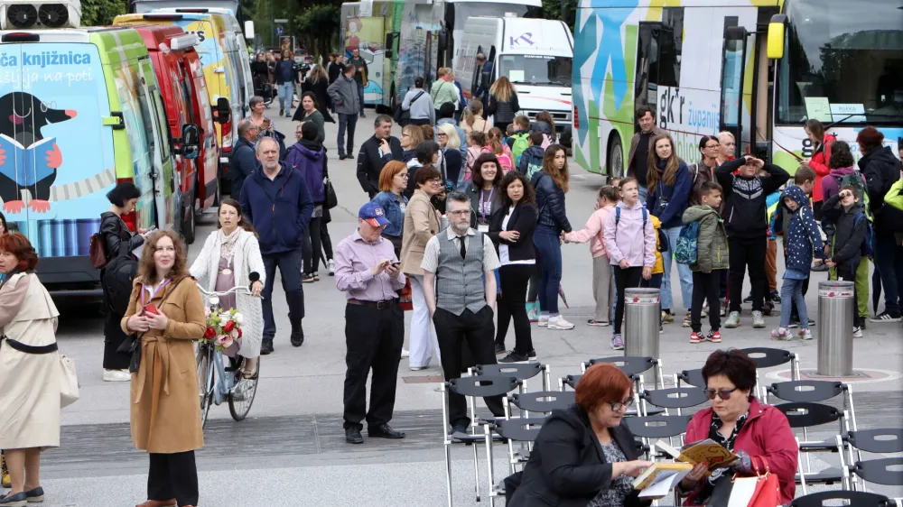 Na Festivalu bibliobusov so se predstavile potujoče knjižnice iz Slovenije, Hrva&scaron;ke in Madžarske.