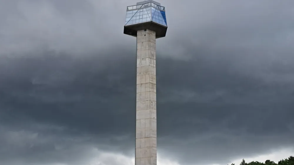 Stolp Kristal Roga&scaron;ka Slatina