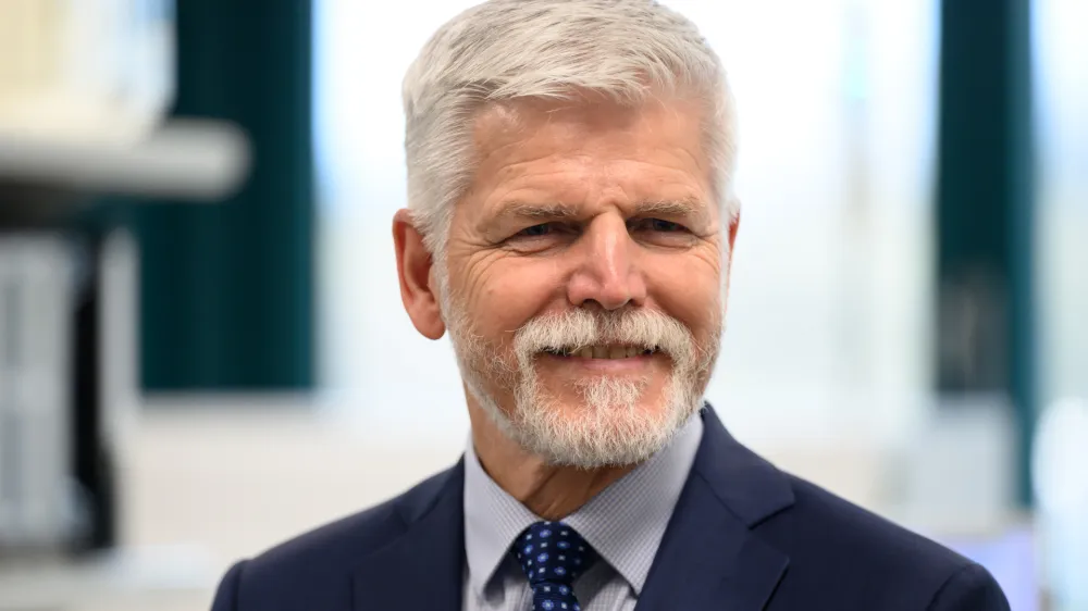 FILED - 15 March 2024, Saxony, Dresden: Petr Pavel, President of the Czech Republic, stands in a laboratory at chip manufacturer Global Foundries. Photo: Robert Michael/dpa