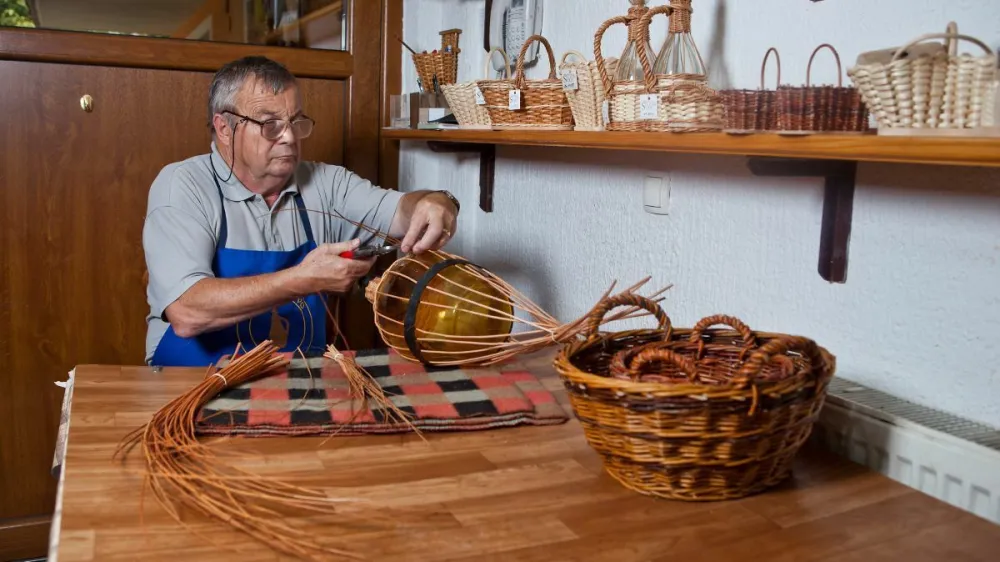 Konzorcij rokodelskih centrov Slovenije