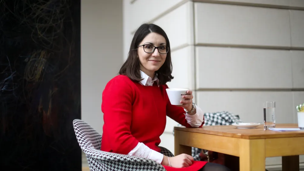 - 17.02.2022 - dr. Emilija Stojmenova Duh, inženirka elektrotehnike - predavateljica na Fakulteti za elektrotehniko UL ter vodja digitalne mreže 4PDIH in poznavalka inovacijskih politik //FOTO: Bojan Velikonja