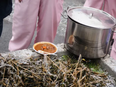 koda ???Pujsi z golazem pred DZFoto: Nebojsa Tejic/STA