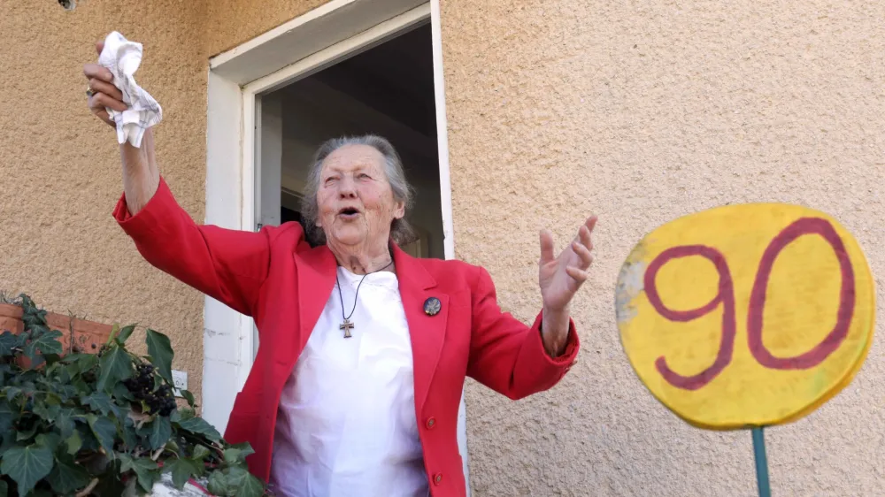 - 24.02.2022 - Mara Vilar, znana kot Morav&scaron;ka Mara - ljudka pevka, ki je s svojo skupino pevk nastopila v oddaji Slovenija ima talent je konec januarja 2022 praznovala svoj 90. rojstni dan //FOTO: Tomaž Skale