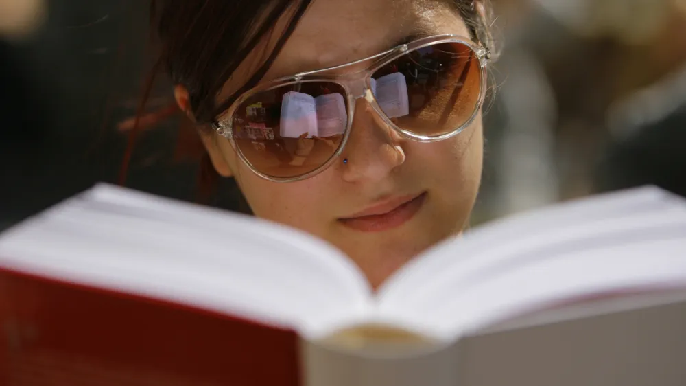 - 14. slovenski dnevi knjige pod naslovom Knjiga v areni življenja, knjižni sejem, ///FOTO: Jaka AdamičOPOMBA: ZA OBJAVO V ČASOPISU DNEVNIK