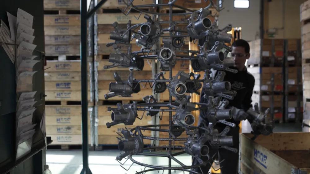 - 29.09.2014 - Podjetje HIDRIA d.d., proizvodnja sistemov za klimatizacijo in avtomobilsko tehnologijo, Spodnja Kanomlja 23 - Spodnja Idrija//FOTO: Luka Cjuha