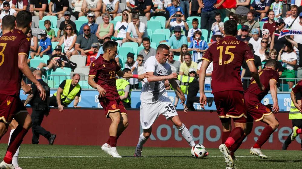 - Josip Iličić. - 08.06.2024. - Prijateljska nogometna tekma pred nastopi na Evropskem nogometnem prvenstvu EURO 2024 v Nemčiji med Slovenijo in Bolgarijo.//FOTO: Bojan Velikonja