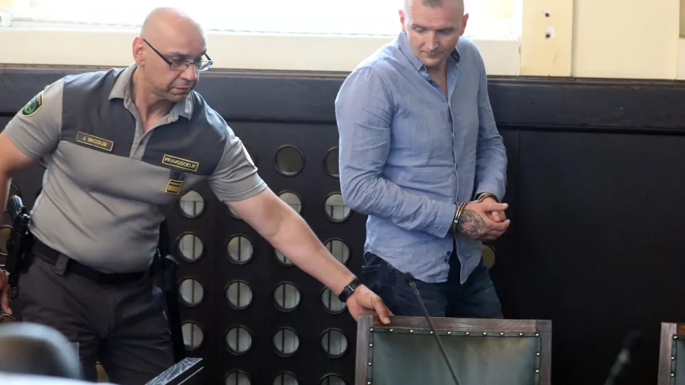 Maribor - sodi&scaron;če - izrek sodbe Sedin &Scaron;i&scaron;ić - - - Avtor: Sa&scaron;o Bizjak