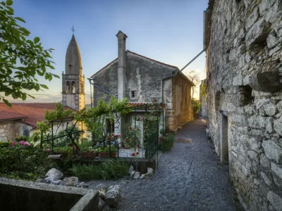 Na ozkih uličicah in trgih izjemnega naselja bodo prihodnji konec tedna &scaron;tevilne delavnice.&nbsp;