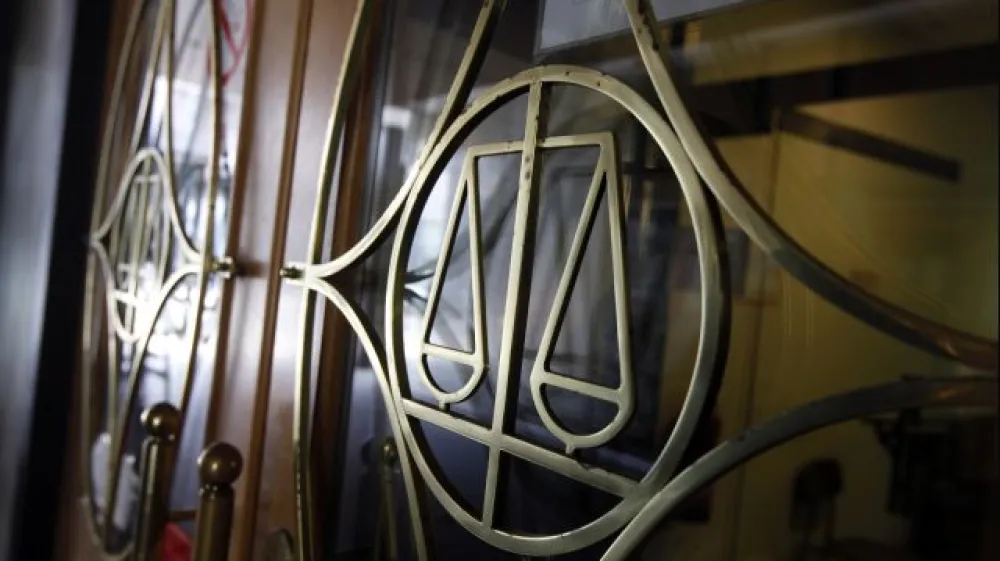 simbolična fotografija - pravosodje - pravo - pravičnost - pravica - pravni sistem - tožilstvo - sodna oblast - sodi&scaron;ča -  - slovenska zakonodaja - -  - javni podatki - varstvo osebnih podatkov - sodi&scaron;če - //FOTO: Luka Cjuha