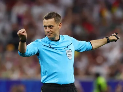 Clement Turpin je vodil otvoritveno tekmo EP med Nemčijo in &Scaron;kotsko.&nbsp;