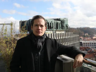 - 29.11.20223 &ndash; dr. Milo&scaron; Kosec, arhitekt in publicist - kustos za arhitekturo v Muzeju za arhitekturo in oblikovanje (MAO)  //FOTO: Bojan Velikonja