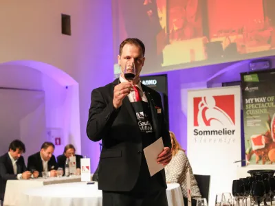Valentin Bufolin, najbolj&scaron;i sommelier Slovenije 2022 - 17.05.2022 - Sommelier Slovenije - tekmovanje za najbolj&scaron;ega sommelierja Slovenije za leto 2022 //FOTO: Bojan Velikonja