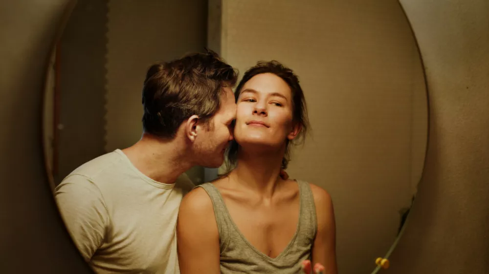 Za eno večjih presenečenj festivala se je izkazal prvenec Loveable norve&scaron;ke režiserke Lilje Ingolfsdottir.&nbsp;