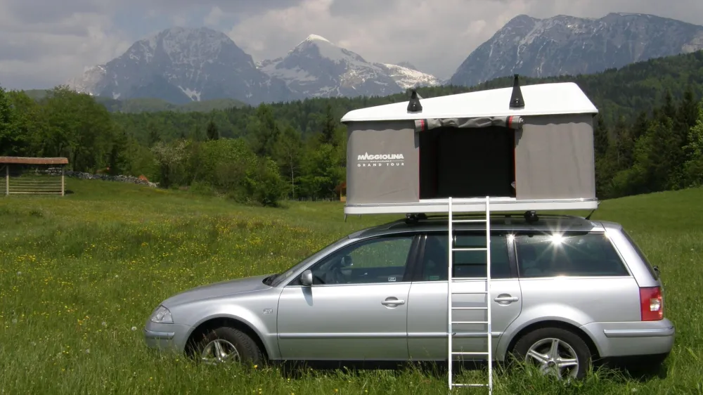 &scaron;otor na avtu