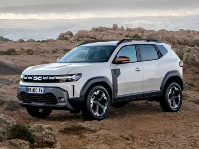 &Scaron;portni terenec dacia duster, ki se predstavlja v povsem novi tretji generaciji, je zapeljal na slovenske ceste.