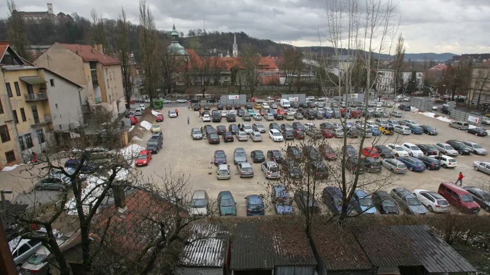 Na delu zemlji&scaron;ča, kjer je predvidena gradnja NUK II, mora zavod za varstvo kulturne dedi&scaron;čine opraviti arheolo&scaron;ke raziskave.