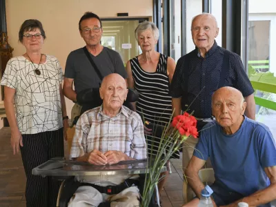 15.07.2024 - Dom starej&scaron;ih občanov &Scaron;kofljica, partizan Ivan Benedik-Matiček praznuje 101. leto.FOTO: Nik Erik Neubauer