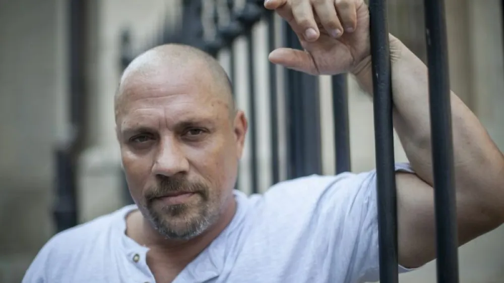 Boris Dežulović, hrva&scaron;ki novinar in književnik, Dnevnikov kolumnist    ///FOTO: Luka CjuhaOPOMBA: ZA OBJAVO V PRILOGI  DNEVNIKOV OBJEKTIV - INTERVJU 2015.