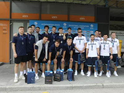 22.07.2024 - Ko&scaron;arkarska zveza Slovenije na Lesko&scaron;kovi cesti 12 v Ljubljani začne sprejem za mo&scaron;ko reprezentanco Slovenije do 20 letFOTO: Luka Cjuha
