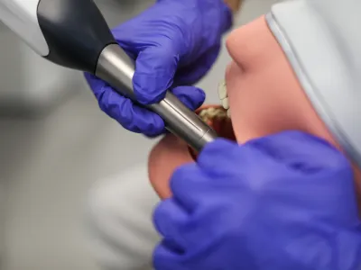 - simbolična fotografija - dentalna medicina - zobna medicina - zobozdravstvo -- 19.01.2023 &ndash; Medicinska fakulteta Univerze v Ljubljani (MF UL) - novi Center za učenje kliničnih ve&scaron;čin za področje dentalne medicine (CUKV-DM), Corytkova ulica 2 //FOTO: Bojan Velikonja