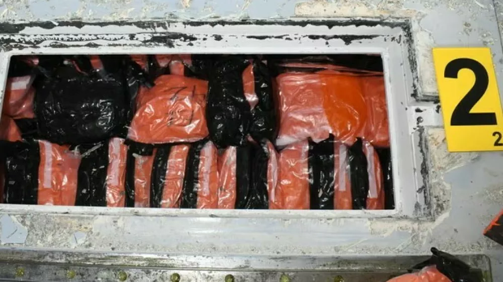 Zasežena po&scaron;iljka metamfetamina