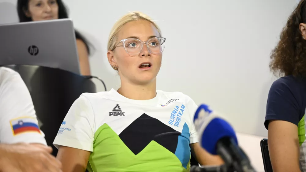 KLANČAR Neža- 11.07.2023 &ndash; Plavalna zveza Slovenije (PZS) &ndash; plavalna reprezentanca pred odhodom na plavalno svetovno prvenstvo v Fukuoki na Japonskem &ndash; plavalci - //FOTO: Nik Erik Neubauer