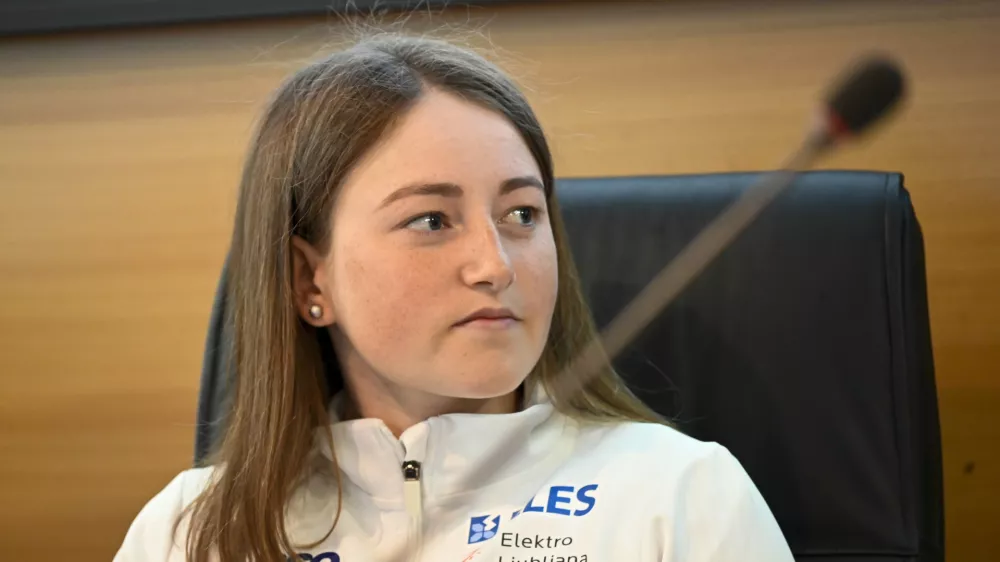 Eva Alina Hočevar- 17.04.2024 - Tiskovna konferenca Kajaka&scaron;ke zveze SlovenijeFOTO: Nik Erik Neubauer