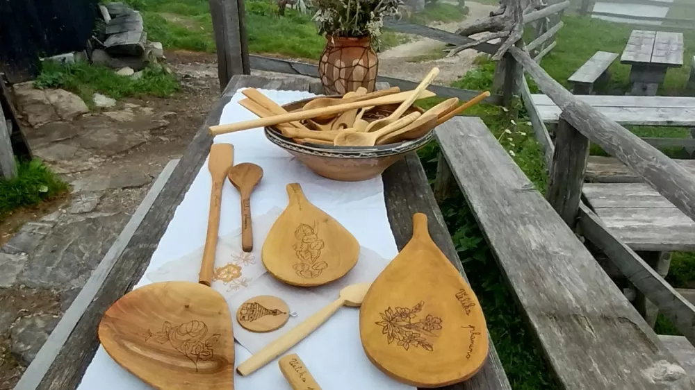 Nekateri pastirji znajo odlično prodajati svoje znanje in ve&scaron;čine.&nbsp;Foto:&nbsp;Vesna Levičnik