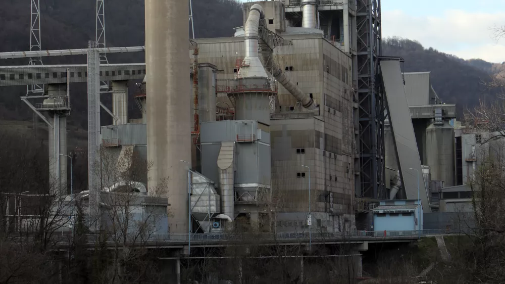 - 24.03.2021 &ndash; Salonit Anhovo - cementarna z dovoljenjem za sosežig odpadkov - sežigalnica odpadkov//FOTO: Tomaž Skale