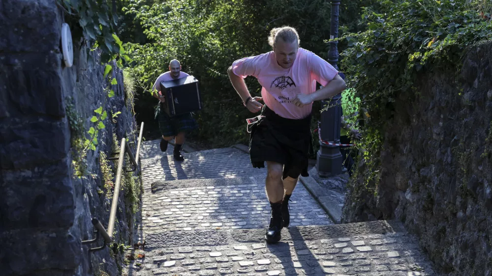 - 15.08.2024 - Kamnik - Kamfest - tek s fr&scaron;terkerjem //FOTO: Jaka Gasar