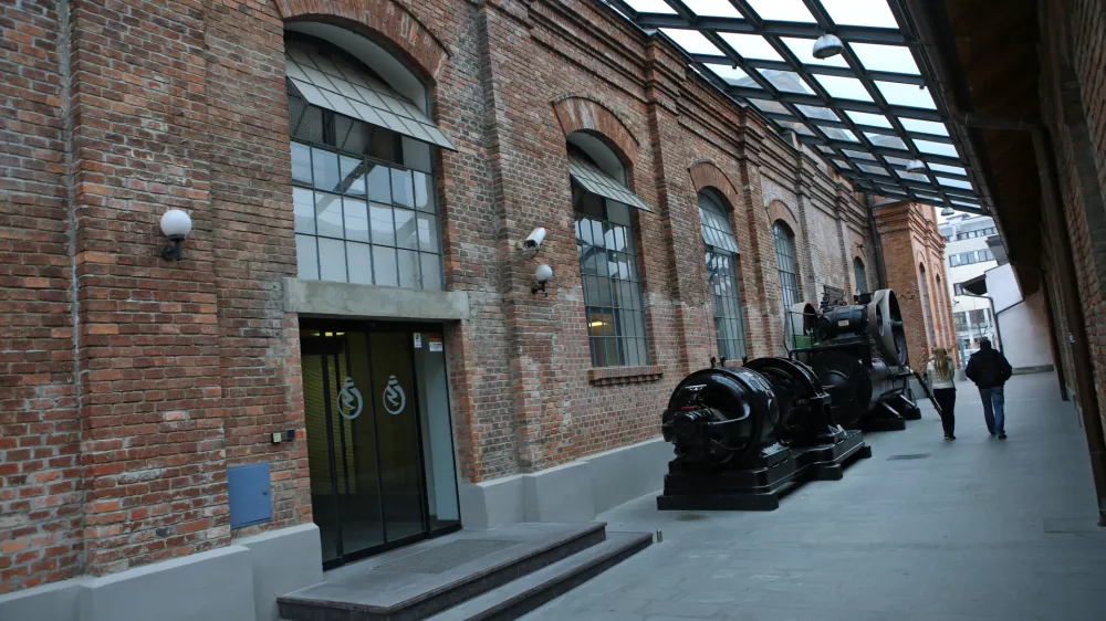 - 22.12.2016 - Stara mestna elektrarna &ndash; Elektro Ljubljana (SMEEL) - - Slom&scaron;kova ulica 18 - //FOTO: Tomaž Skale