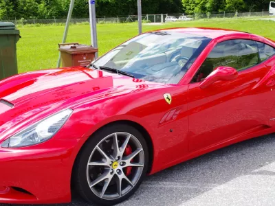 ferrari california zaseg vozila