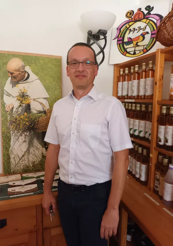 Zeli&scaron;čna lekarna Simona A&scaron;iča / Foto: Meta Černoga