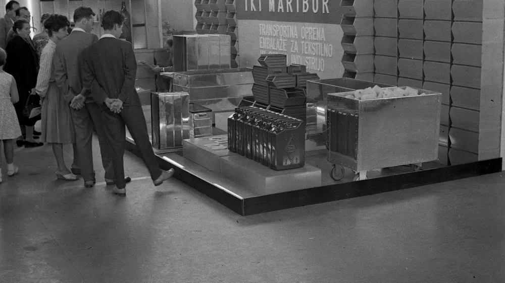 VI. mednarodni sejem embalaže na Gospodarskem razstavi&scaron;ču v Ljubljani.&nbsp;/ Foto: Marjan Ciglič, hrani Muzej novej&scaron;e in sodobne zgodovine Slovenije