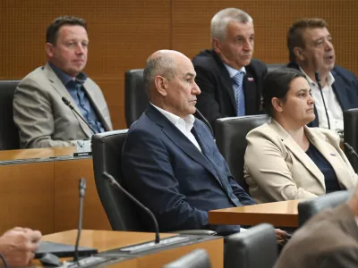 Janez Jan&scaron;a08.07.2024 - 22. redna seja Državnega zbora. FOTO: Nik Erik Neubauer