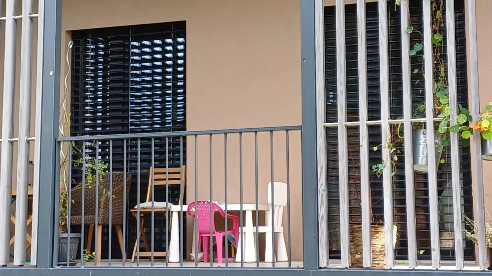 Na ministrstvu za solidarno prihodnost se strinjajo, da je sistem oskrbovanih stanovanj treba urediti drugače, zato so pri In&scaron;titutu za &scaron;tudije stanovanj in prostora naročili analizo in pripravo predlogov izbolj&scaron;av. Fotografija je simbolična. Foto: Tina Jereb