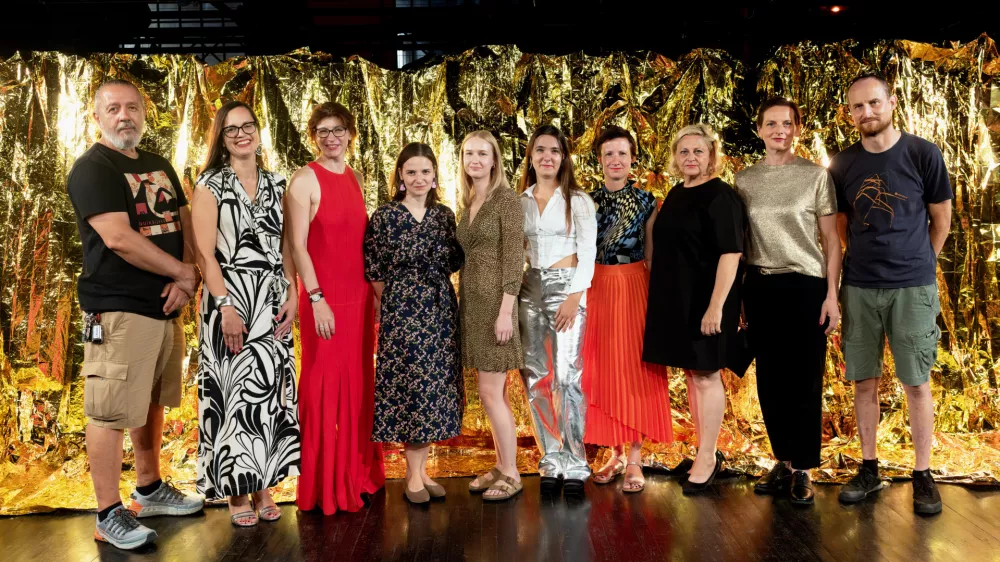 Mladi levi 2024: Praznovanje ob 20-letnici Stare elektrarne:ZLATA STRELA, podelitev nagradZLATI ČASI, koncert in praznovanjeZABAVA s kancem nostalgije Stara mestna elektrarna, 31.8.2024